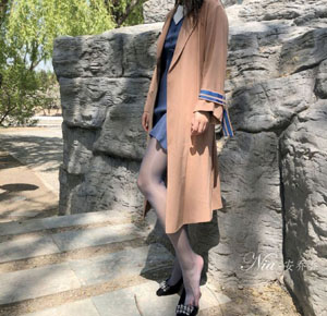 欧美风店铺名字大全_JVID性感写真
