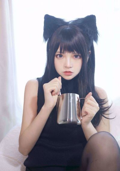 不卡一区二区三区视频在线_未删减完整版