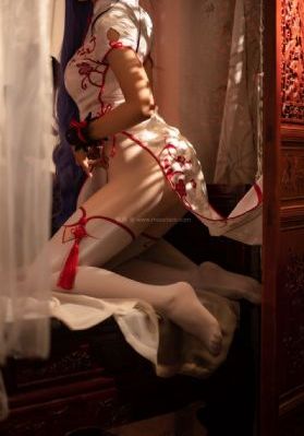 丰满裸体美女蜜桃臂部_720高清迅雷在线观看