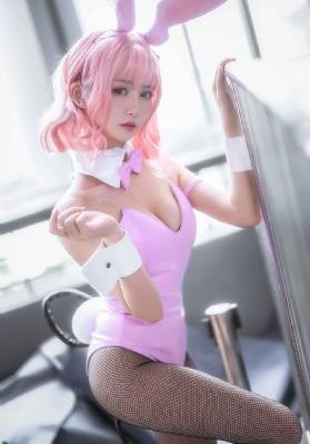黄色欧美三级片大香蕉_高清完整视频